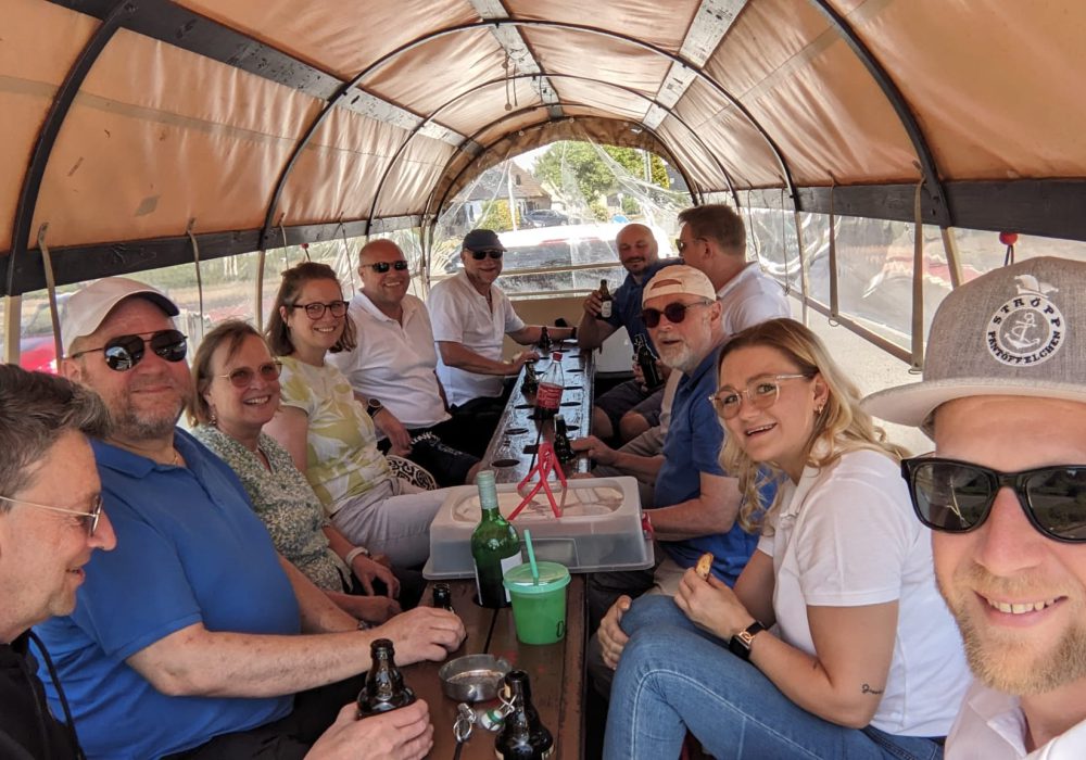 Planwagenfahrt als Sommertour